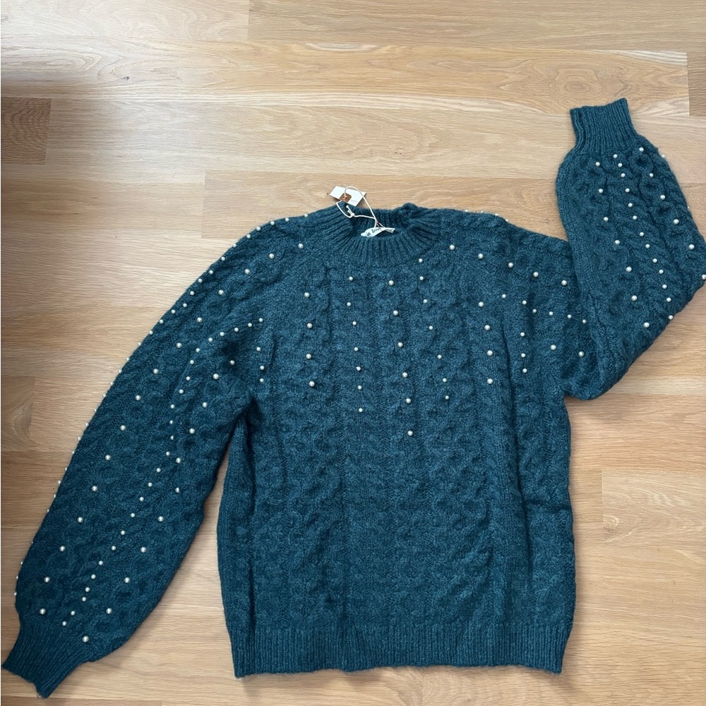 Elegant Pearl-Embellished Sweater - Dark Teal